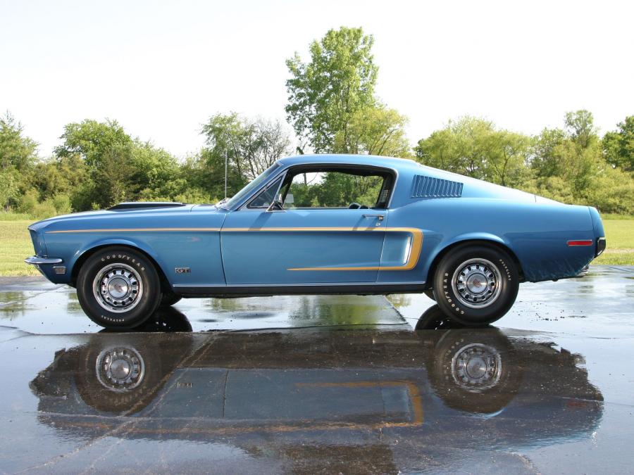 Ford Mustang GT 428 Cobra Jet Fastback 1968 года выпуска. Фото 2